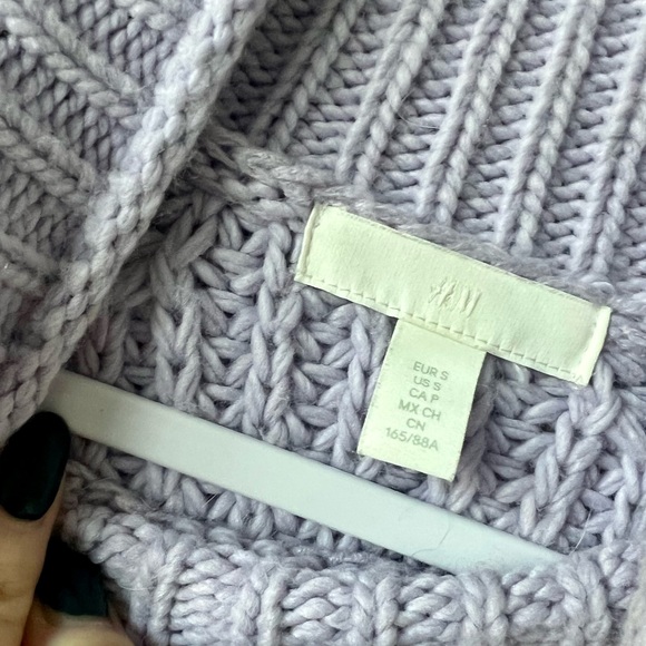 H&M Cropped Chunky Knit Sweater - Picture 4 of 7